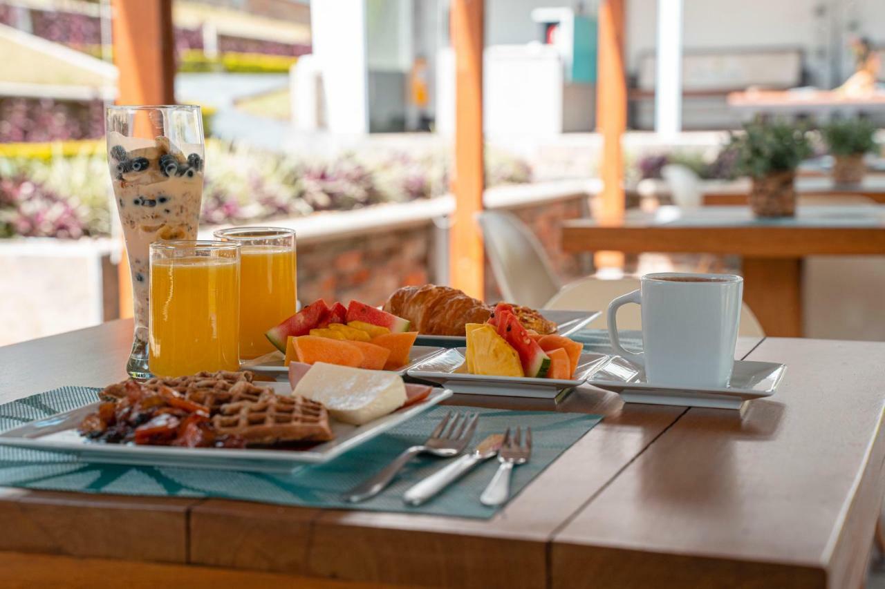 Hotel Syvanna Wellness And Spa Cerritos Kültér fotó
